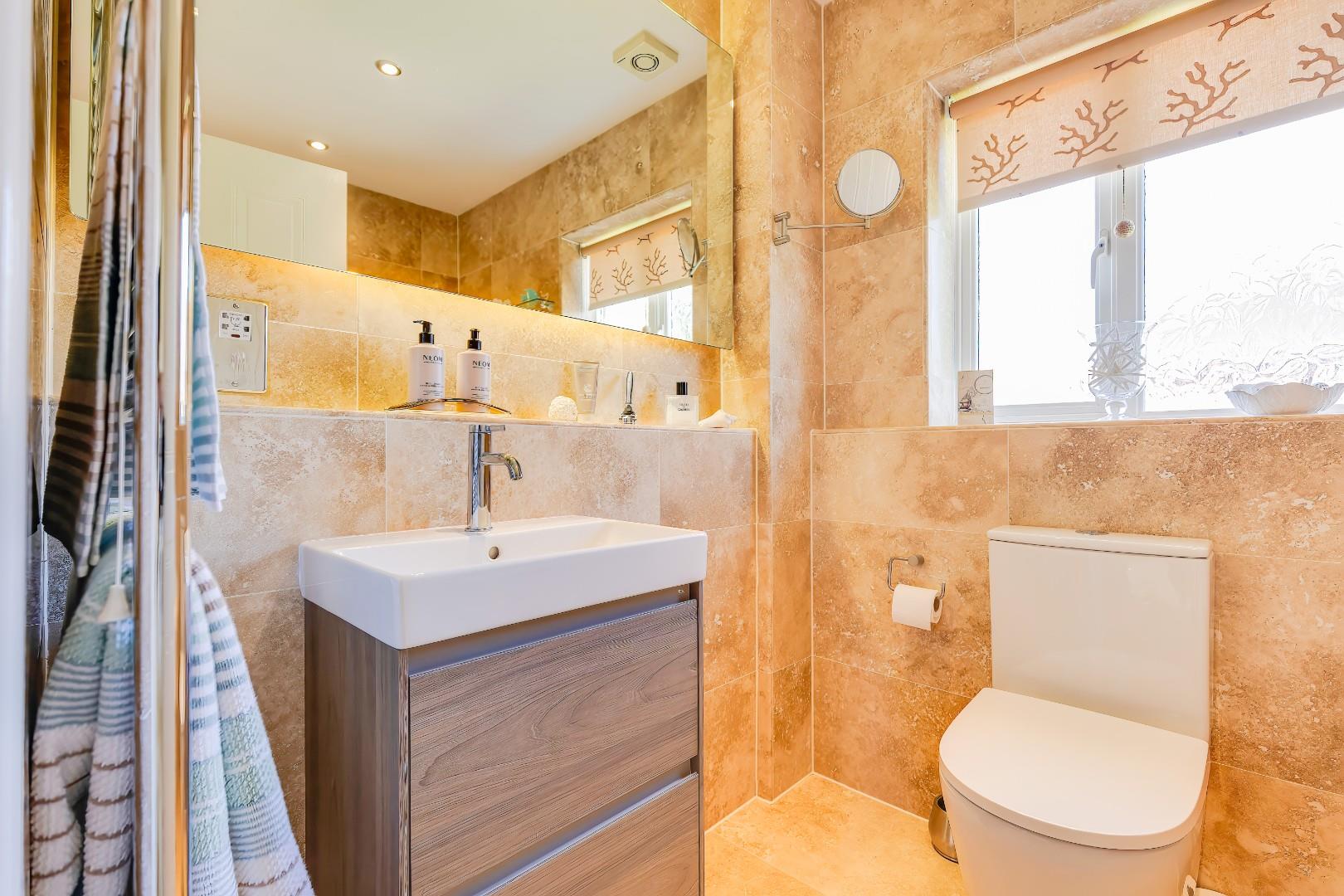 12 Blodyn Y Gog, Barry, CF63 1FB